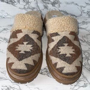 JESSICA SIMPSON FAUX FUR LINED SLIP ON CLOG WITH BROWN AZTEC PRINT NEW SIZE 11